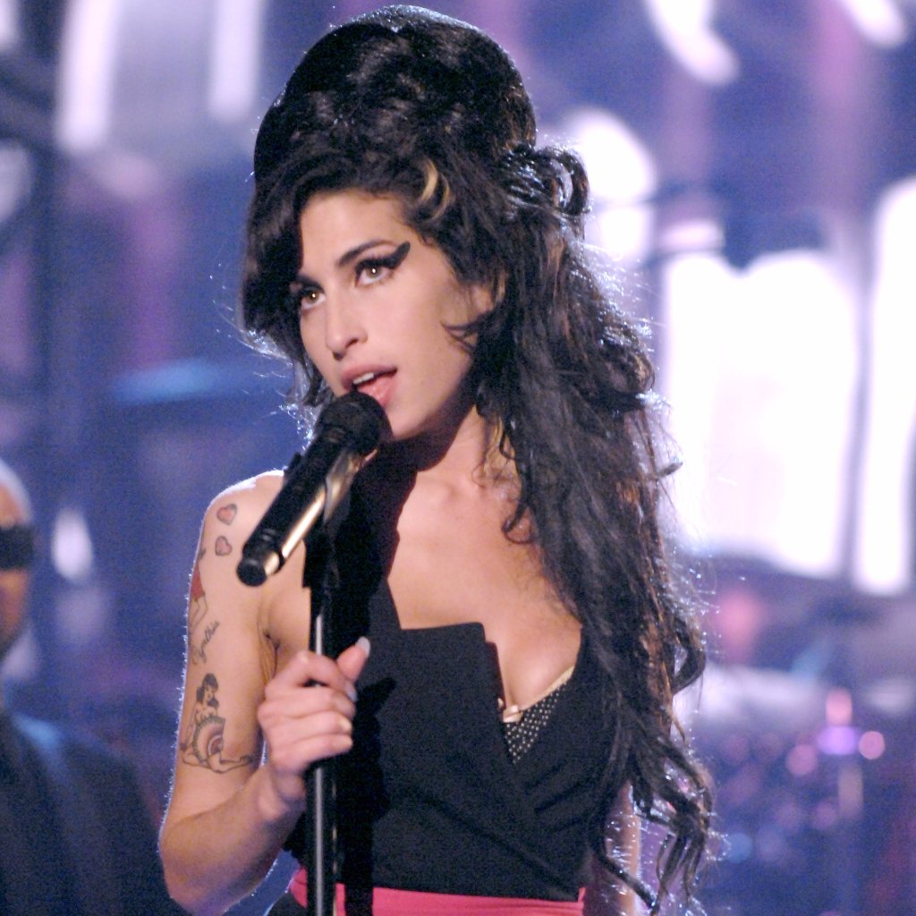 Amy Winehouse Between The Cheats chords